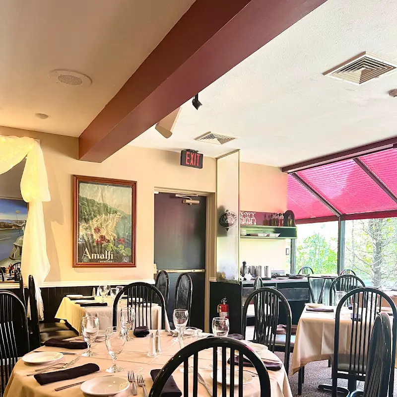 Bella Restaurant