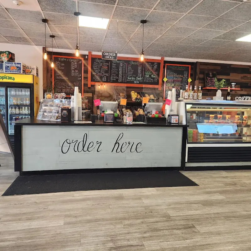 Island Bagels & Liquor Store