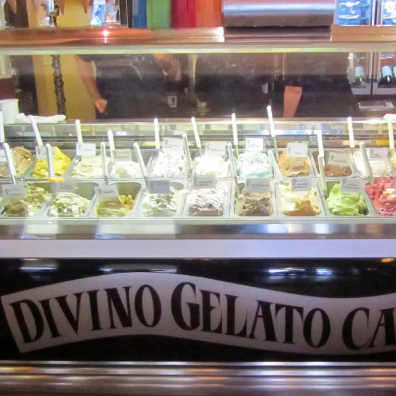 Divino Gelato Cafe