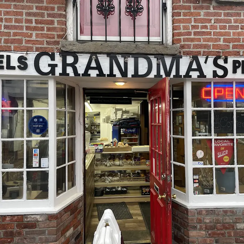Grandma's Bagels & Pizza