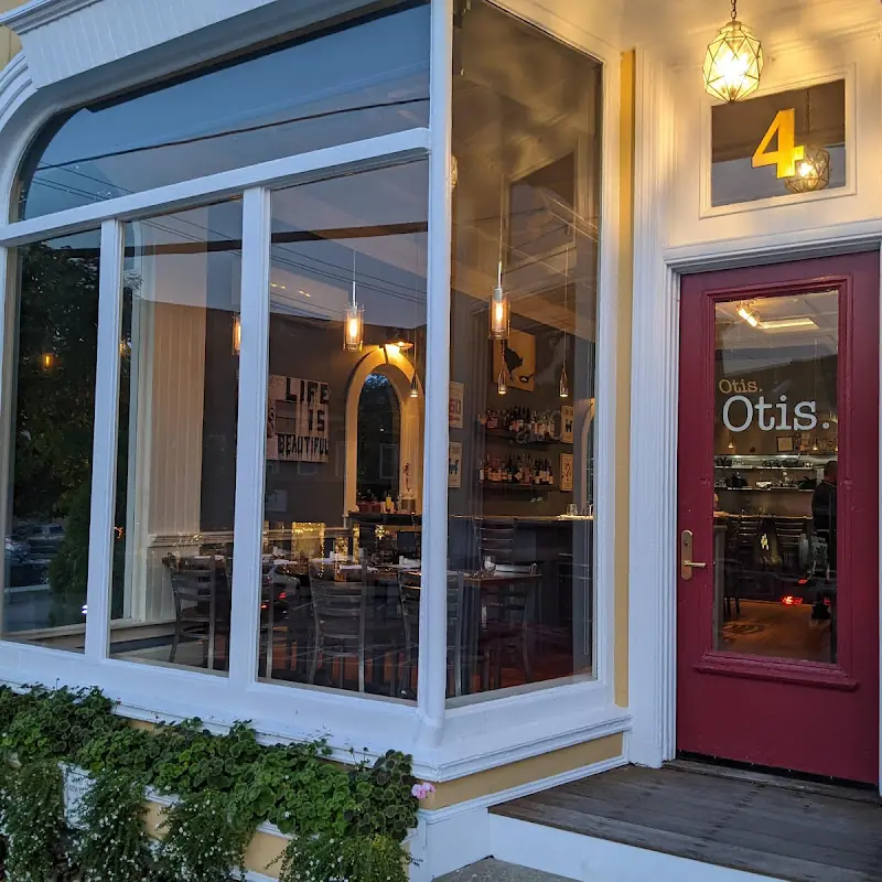 Otis Restaurant