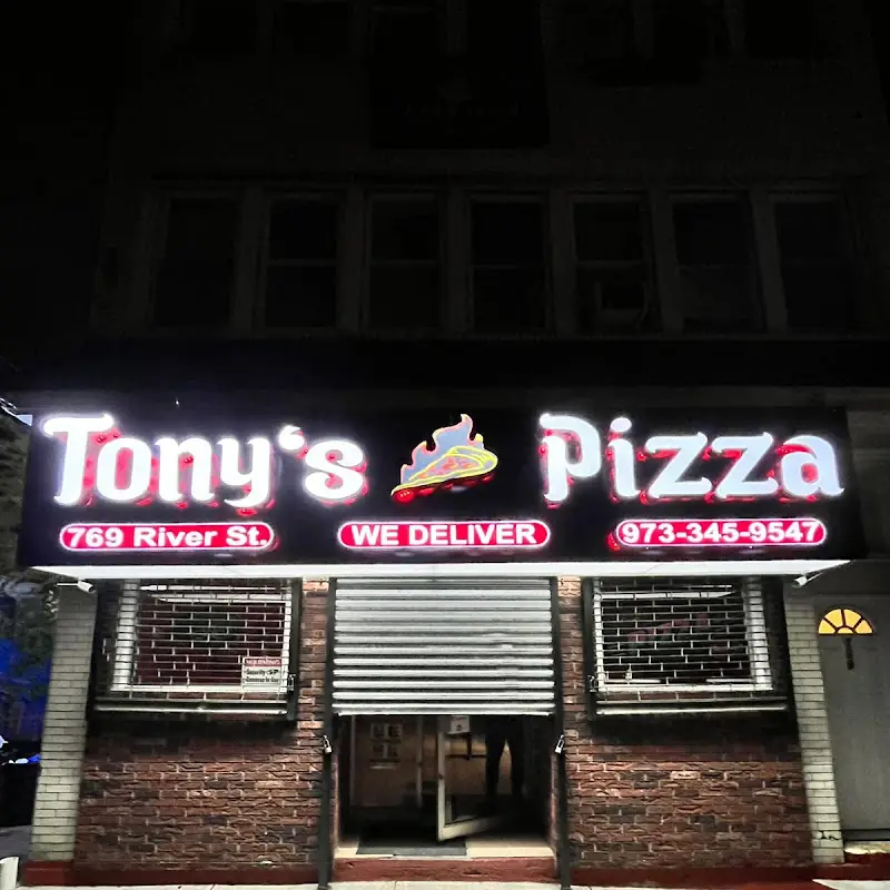 Tony's Pizza