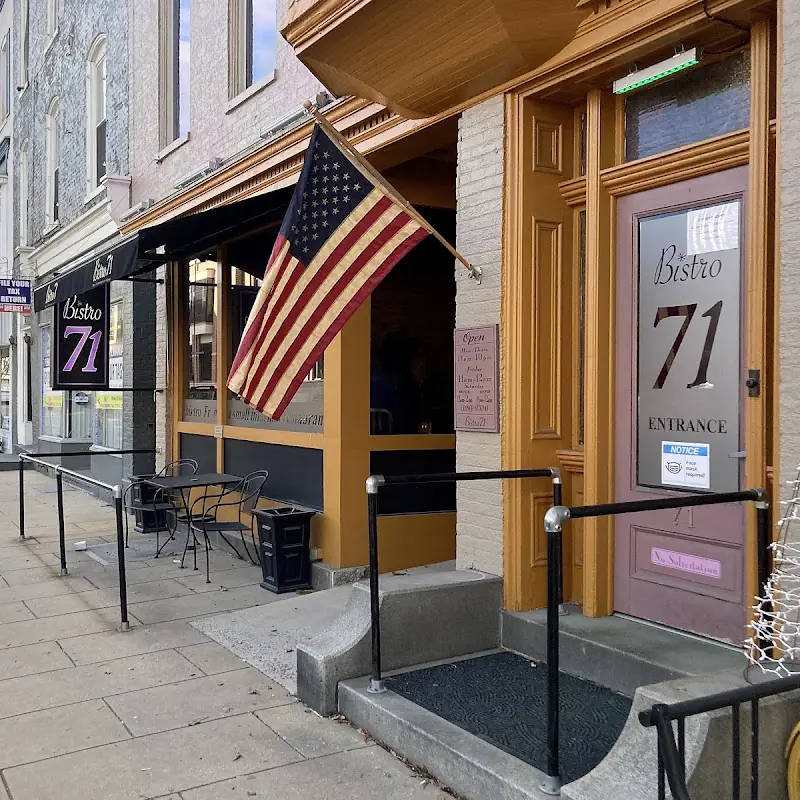 Bistro 71