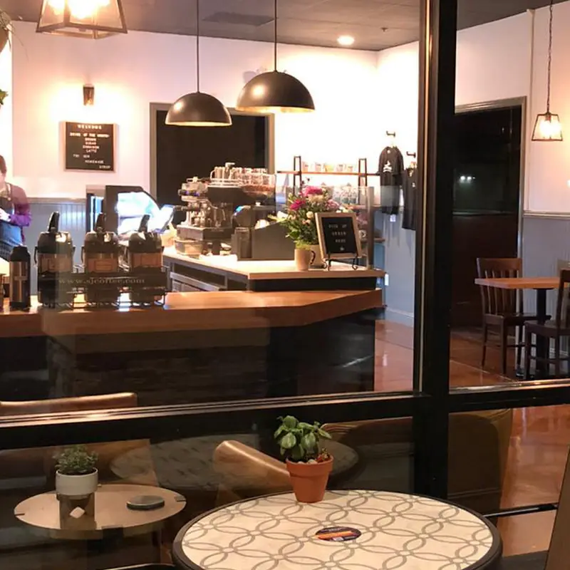 Jantz Café & Bakery