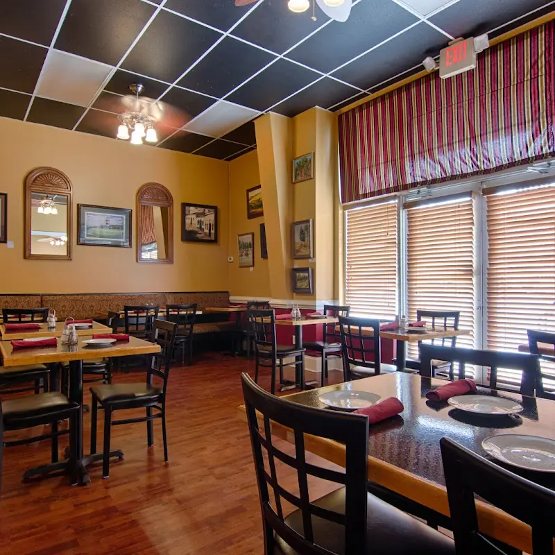 DeLucca's Italian Grill