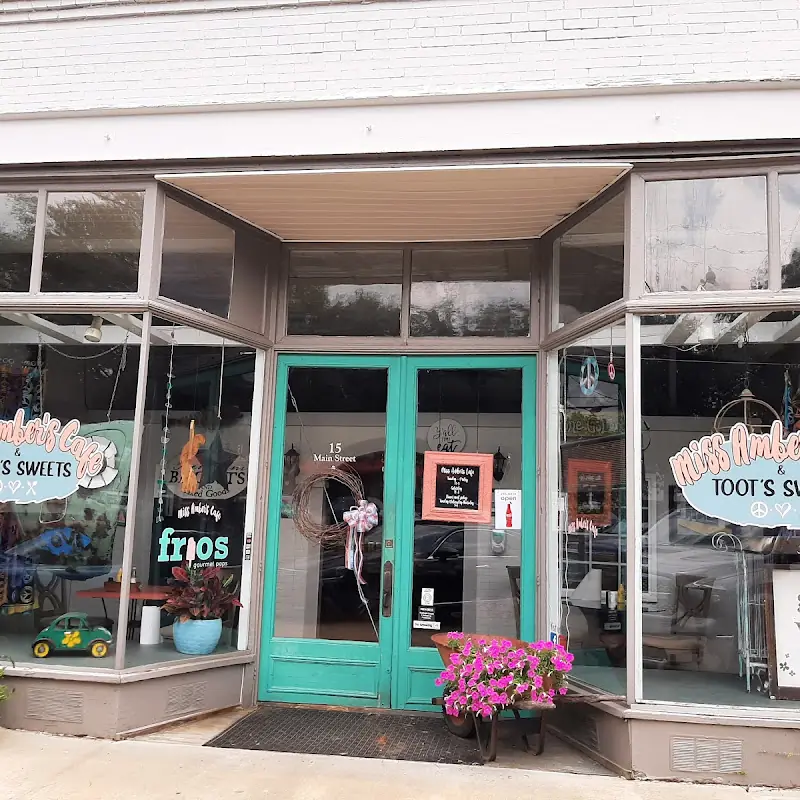 Miss Amber’s Cafe