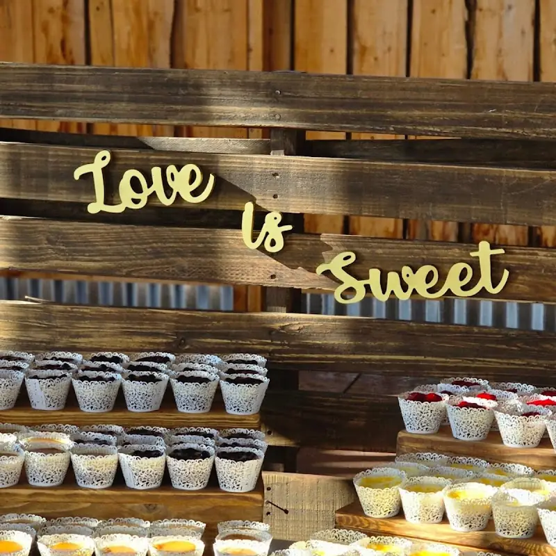 Abi’s Sweet Delights: Cakes & Pastries
