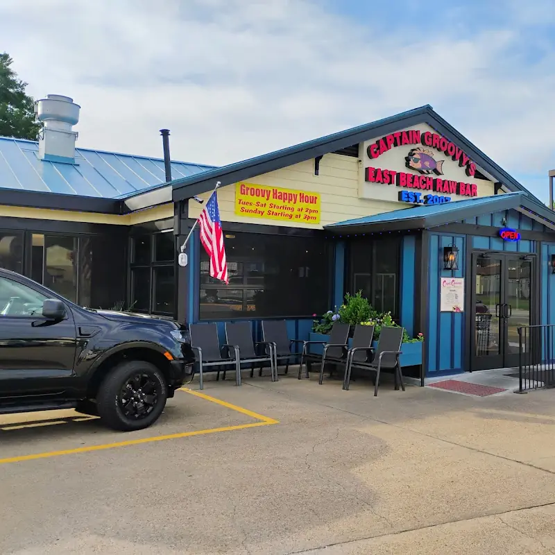 Captain Groovy's Grill & Raw Bar