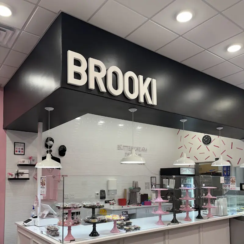 Brooki Cakes & Creamery
