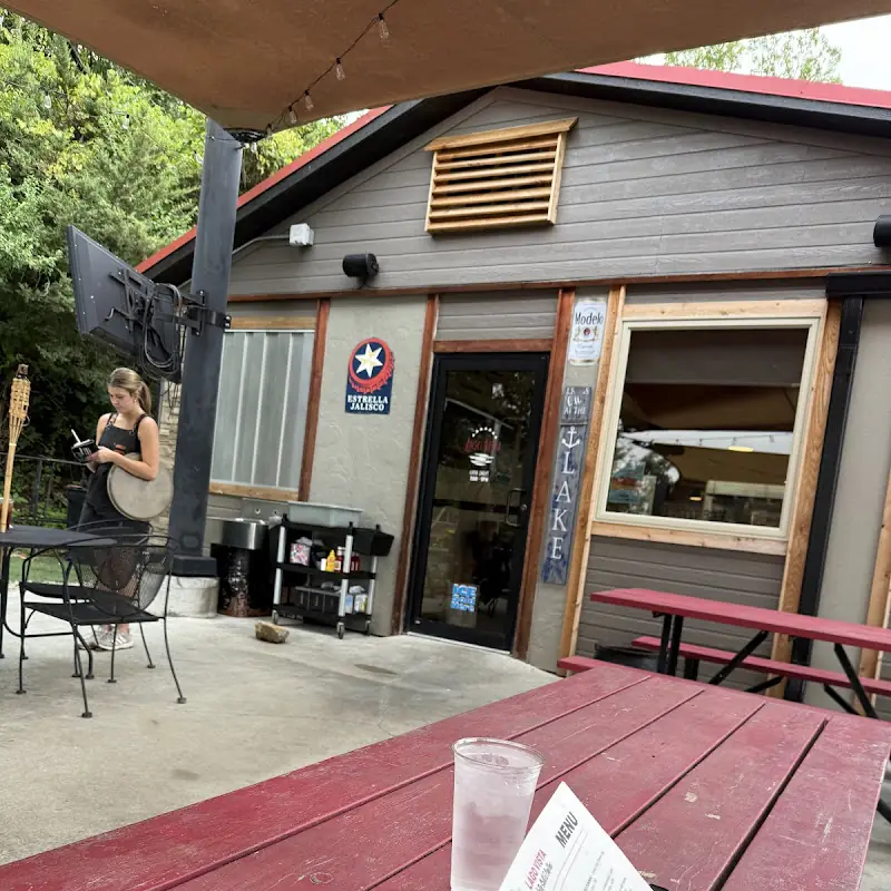 Lago Vista Grill