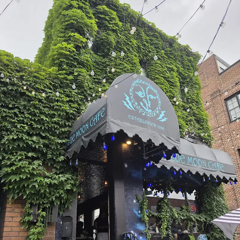 Blue Moon Cafe
