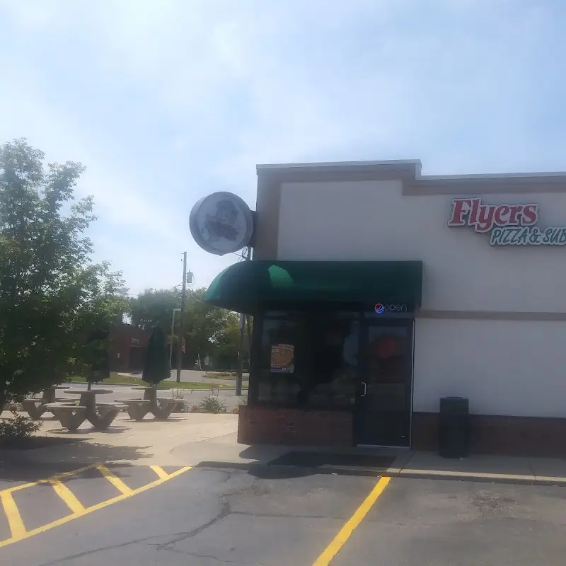 Flyers Pizza Grove City North