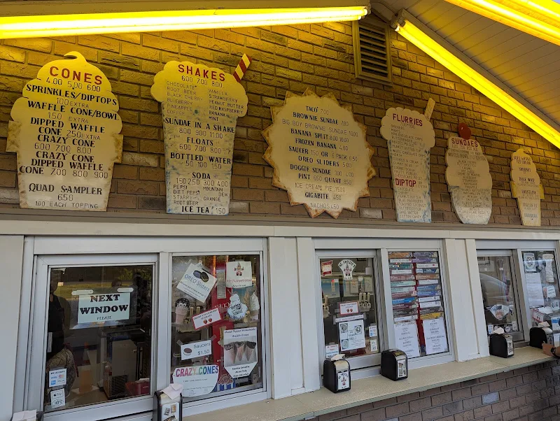 Mr. Twistee's