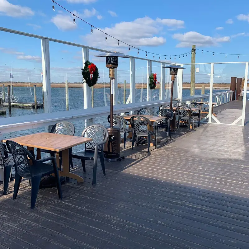 6 Clams on Half Shell