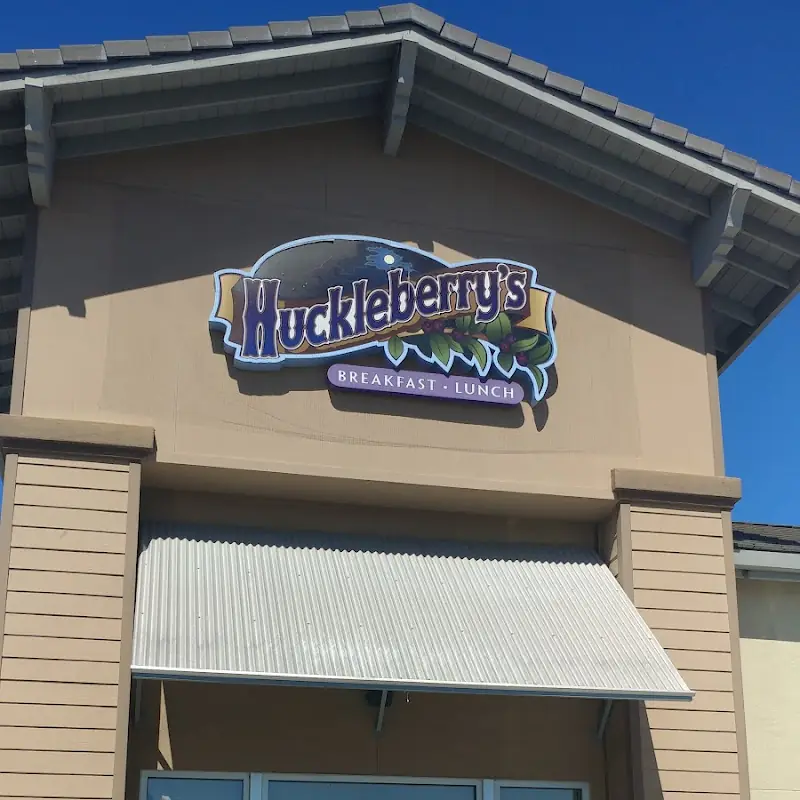 Huckleberry's Breakfast & Lunch
