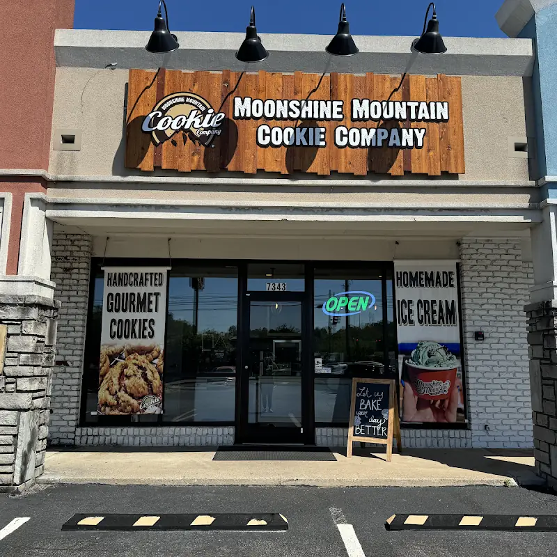 Moonshine Mountain Cookies & Ice Cream