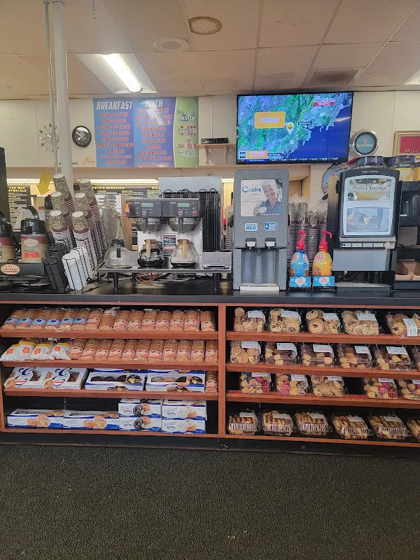 Pete's deli.