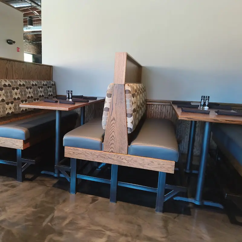 Backstreets Bar & Grill