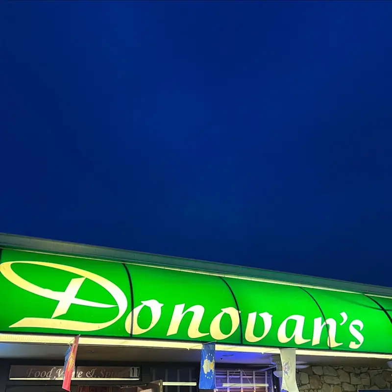 Donovans Bar & Restaurant & Grill