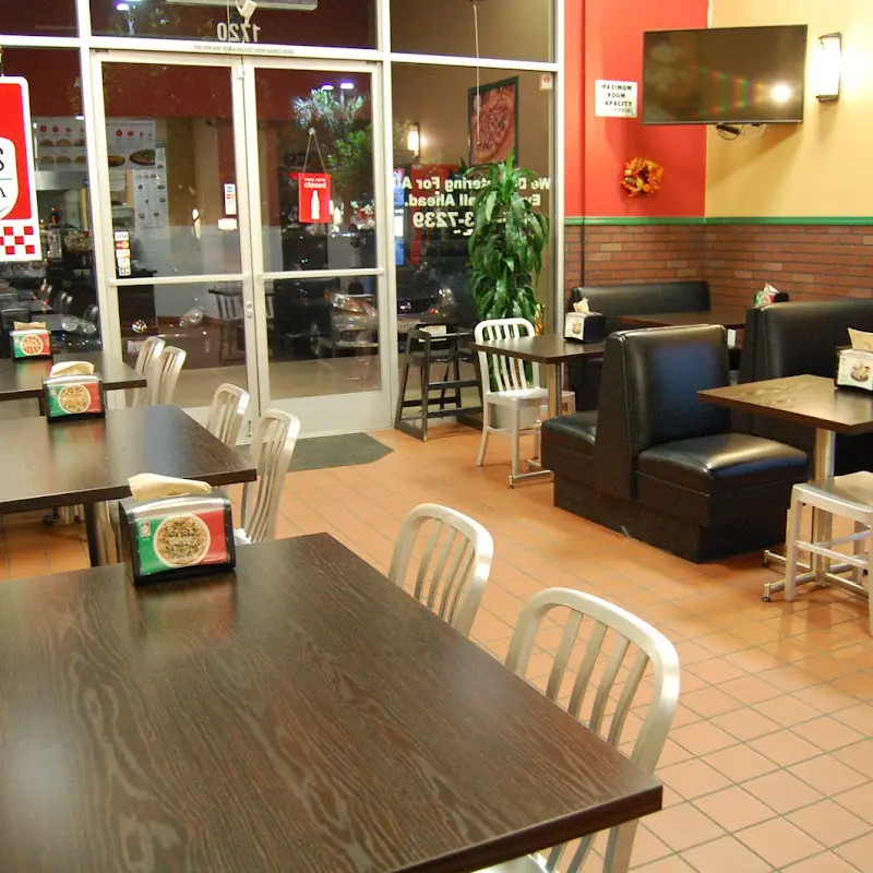 Mik's Pizza
