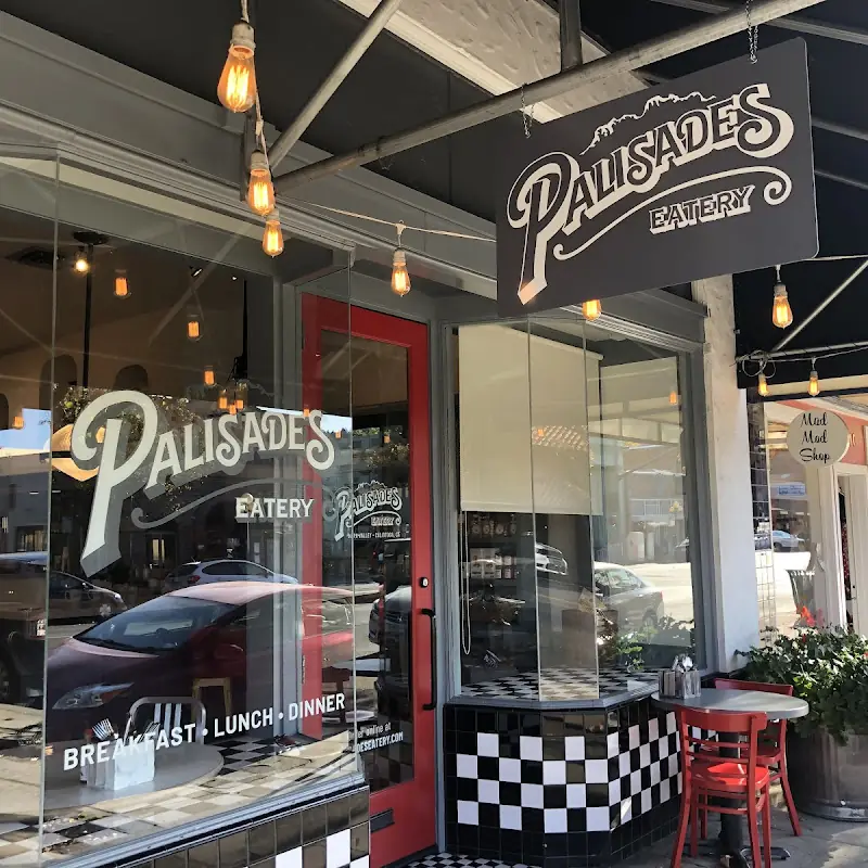Palisades Eatery