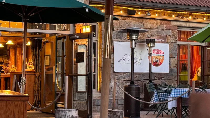 La Piazza del Villaggio Ristorante