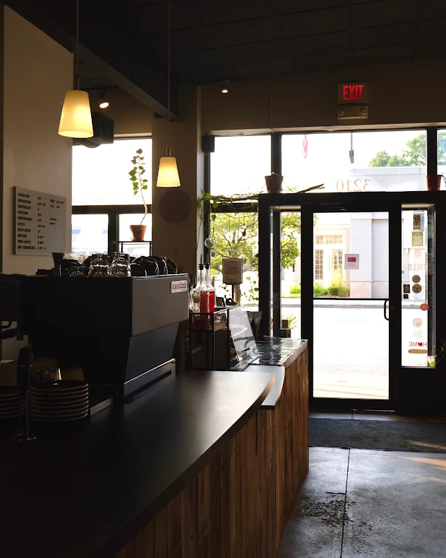 Redtree Coffee and Art