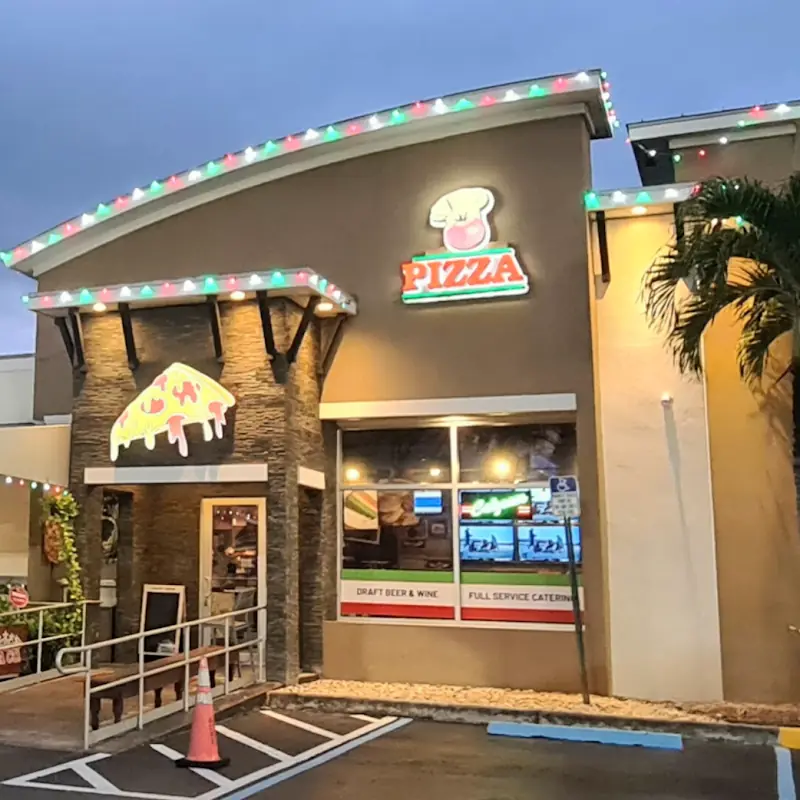 Red Tomato Pizza