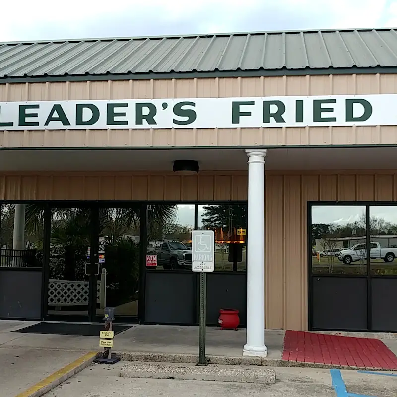 Leader's Fried Chicken - St. Amant