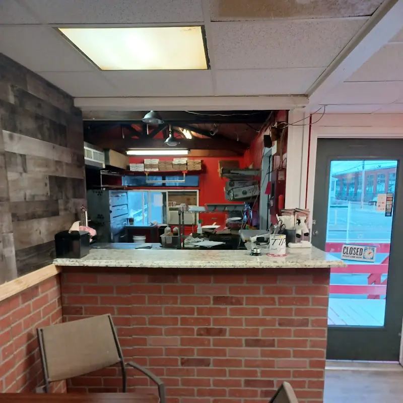 Newport Avenue Pizzeria
