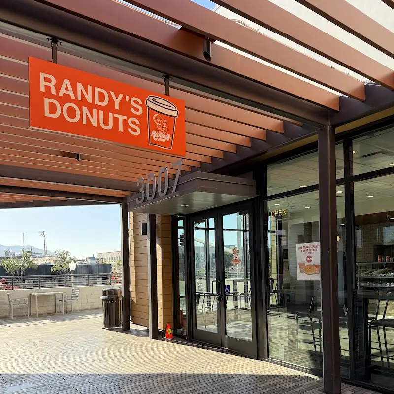 Randy's Donuts