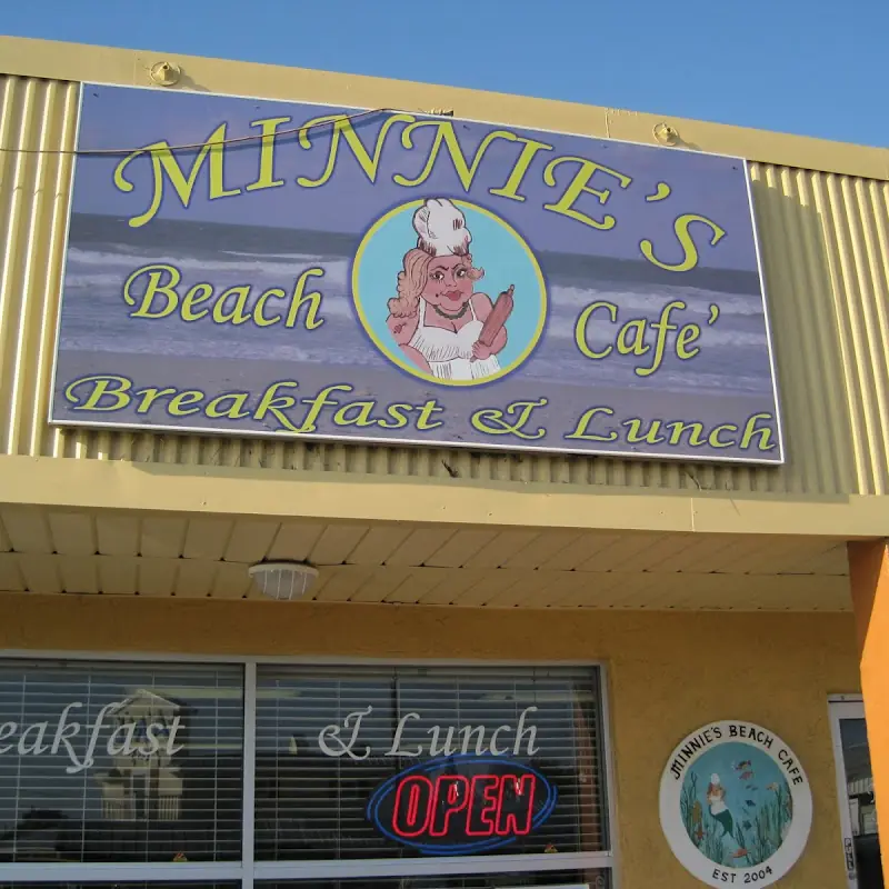Minnie's Beach Cafe