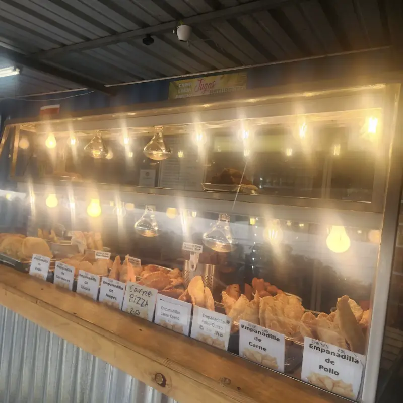 La Casa De Los Bacalaitos y Alcapurrias