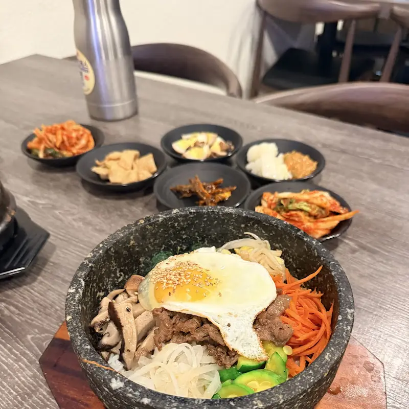 매운 라면 계란포함 SPICY RAMEN W/ EGG