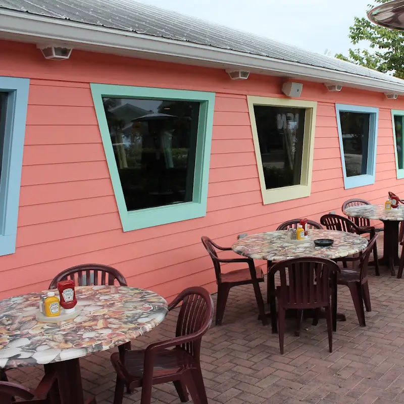 Mrs. Mac's Kitchen (Big)