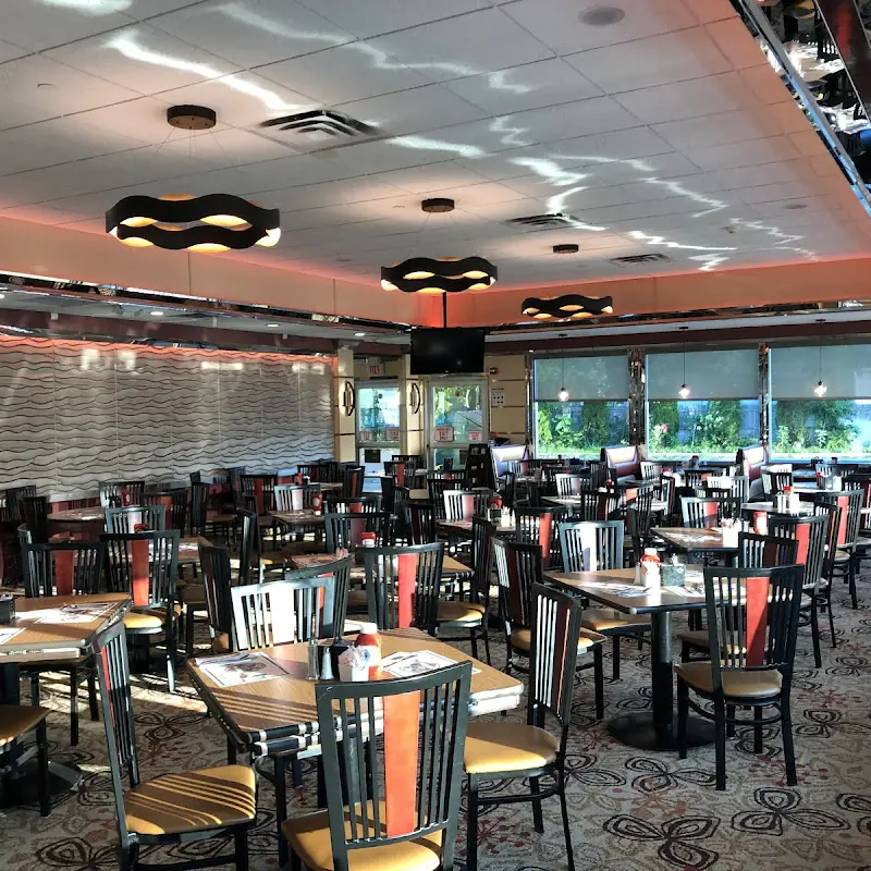 Majestic Diner