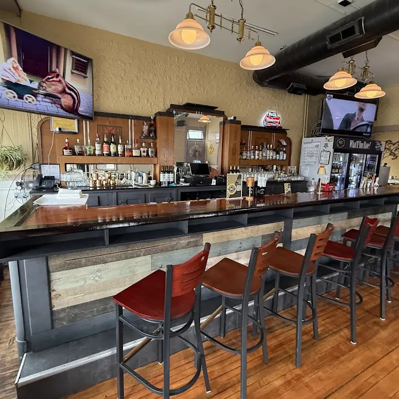 KC's Kitchen & Cocktails