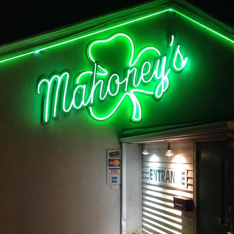 Mahoney's Irish Pub