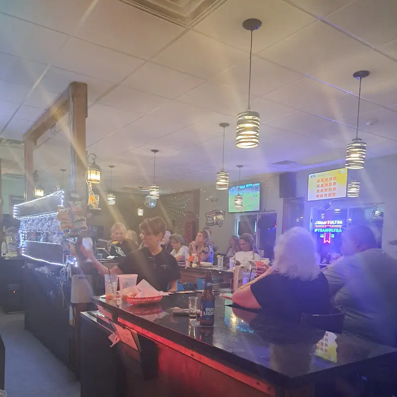 Bar 17 Grill