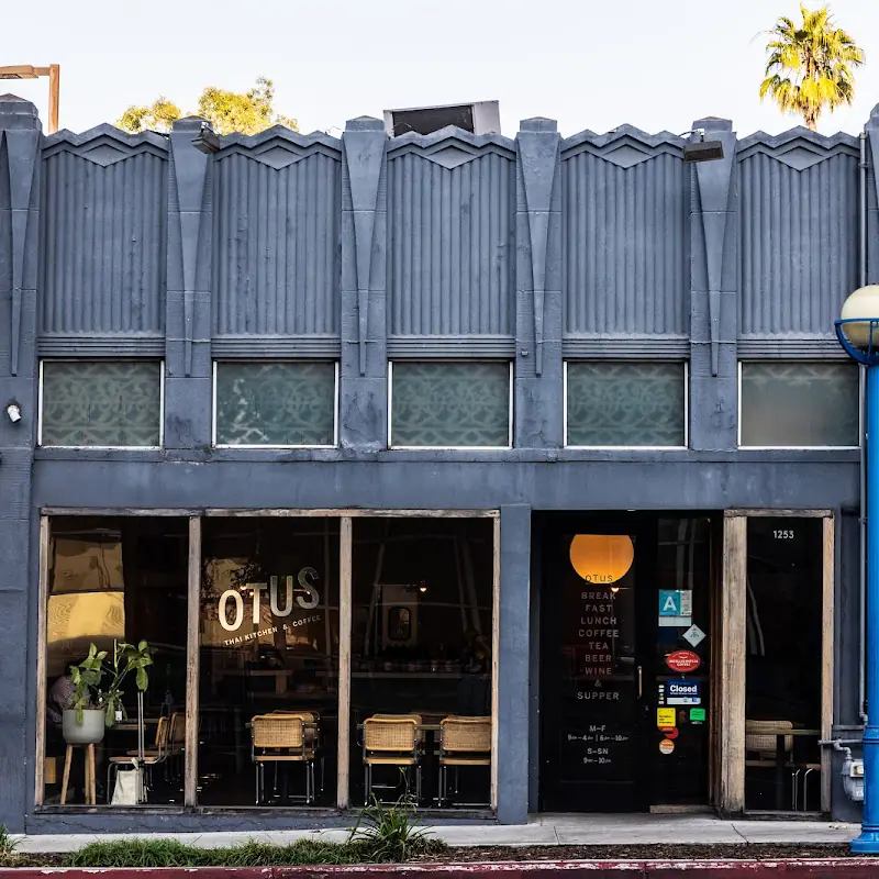 Otus Thai Kitchen & Coffee