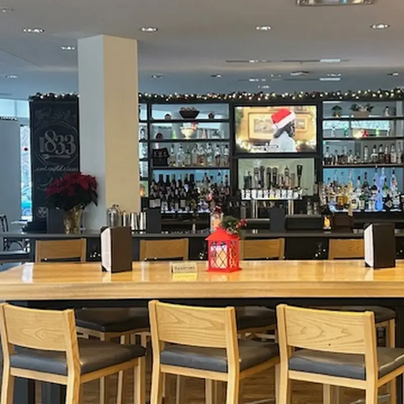 1833 Restaurant