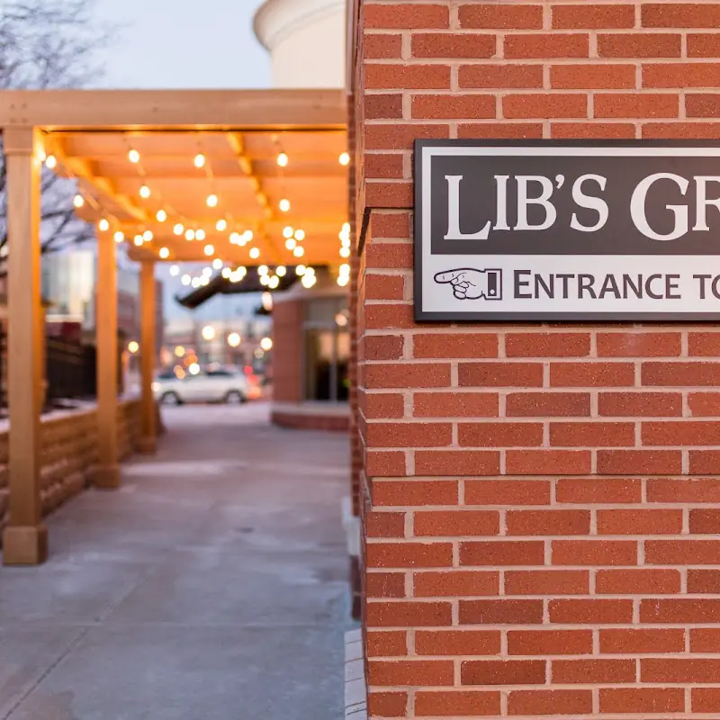Lib's Grill Maple Lawn