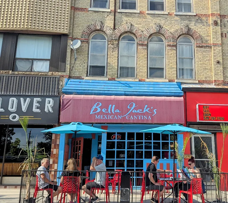 Bella Jacks