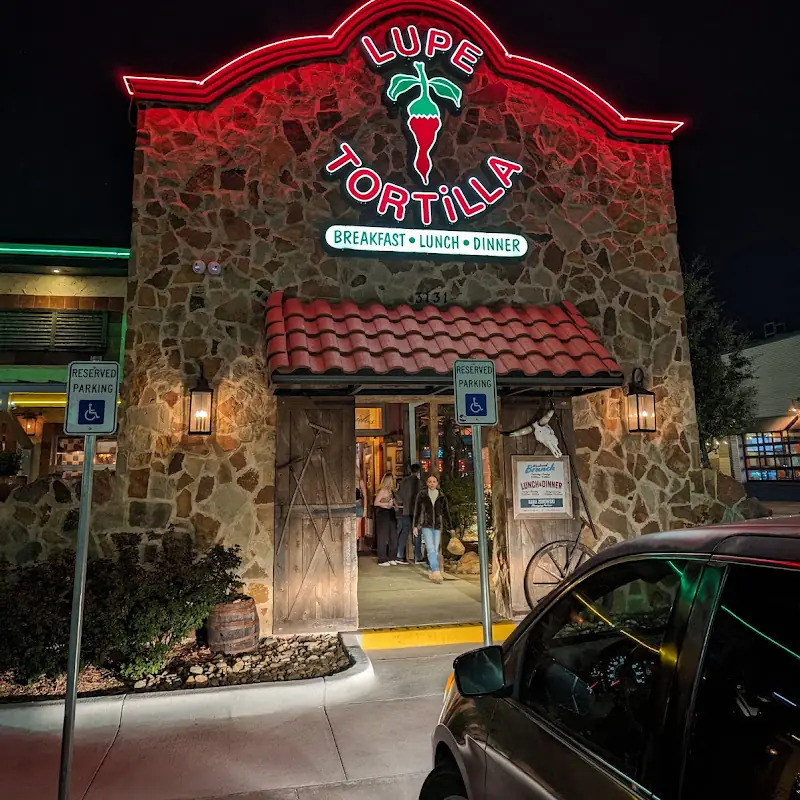 Lupe Tortilla Mexican Restaurant