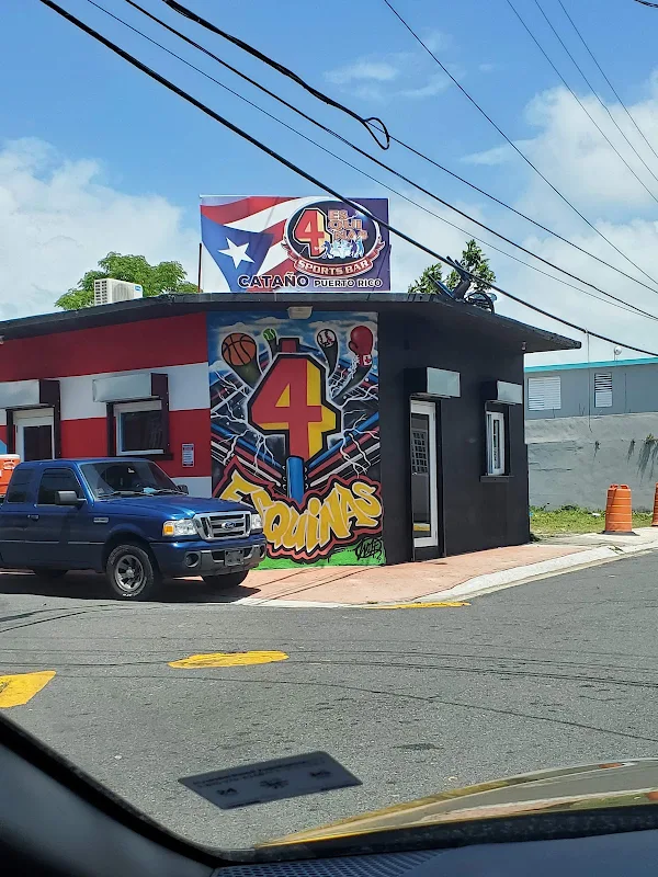 4 Corner Sports Bar