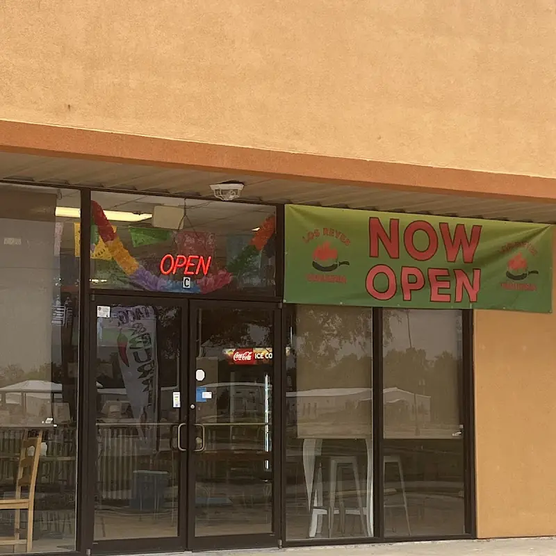 Los Reyes Taqueria