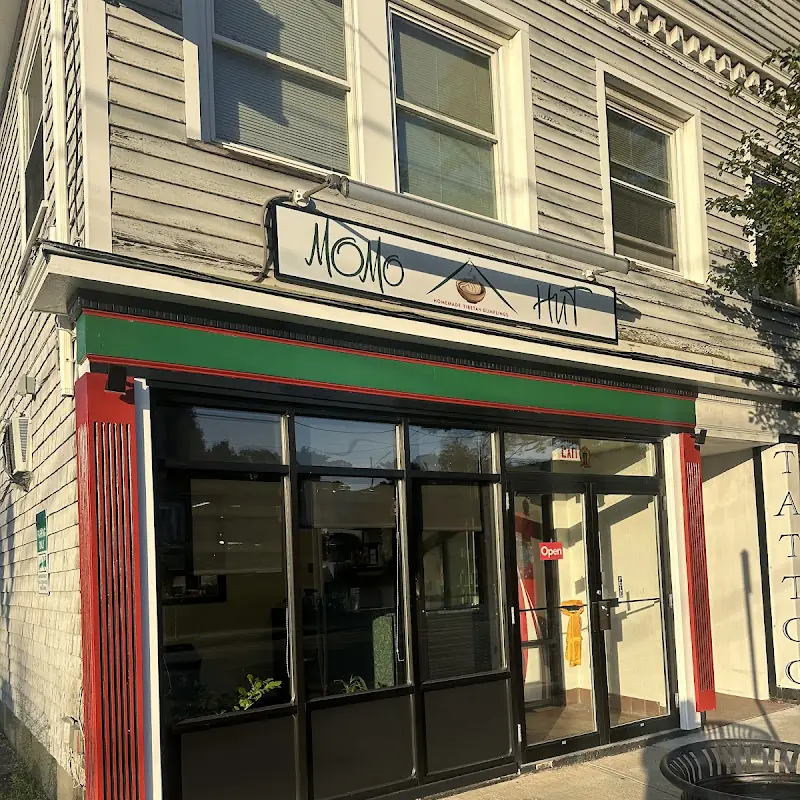 MOMO HUT