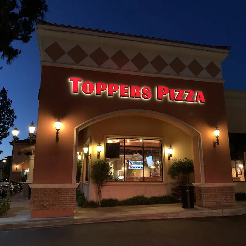 Toppers Pizza