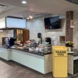 Ari's Cafe