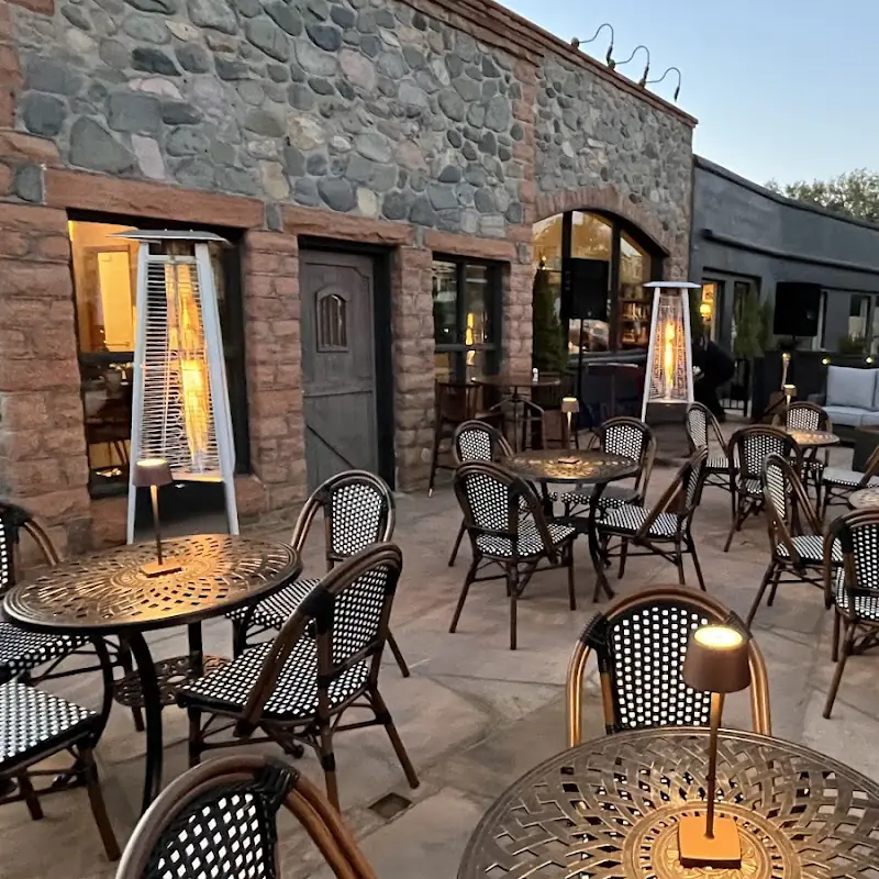 Bear & Dragon Cafe & Restaurant